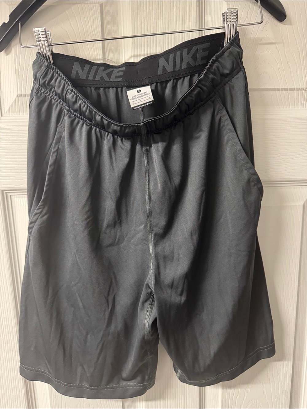 Nike Men’s Dark Gray Athletic Shorts with Elastic Waistband